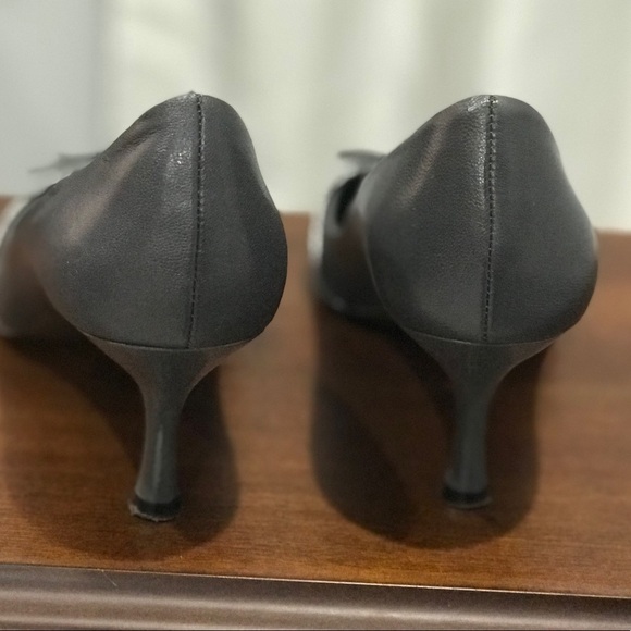 Ellen Tracy Elana pointed toe heels size - Picture 4 of 10
